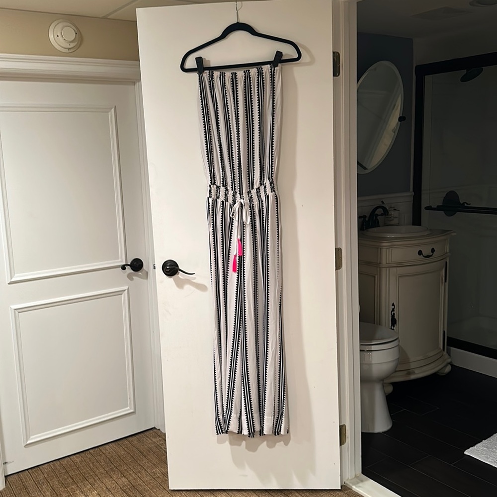 Cool change jumpsuit Size small